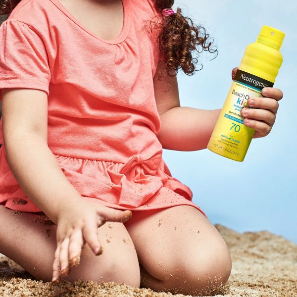 Neutrogena Beach Defense Kids' Sunscreen Spray - SPF70 - 6.5oz