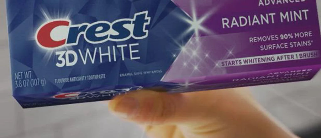 Crest 3D White Advanced Teeth Whitening Toothpaste - Radiant Mint - 3.3 oz